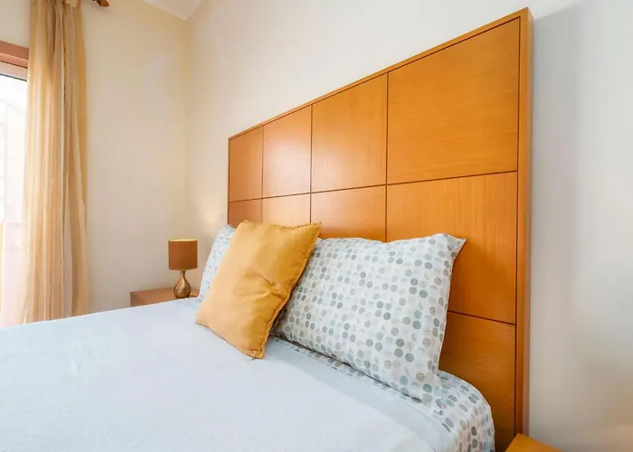 Sol&sombra アパート