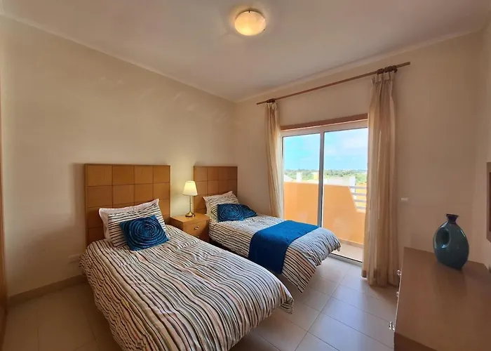 Sol&sombra アパート