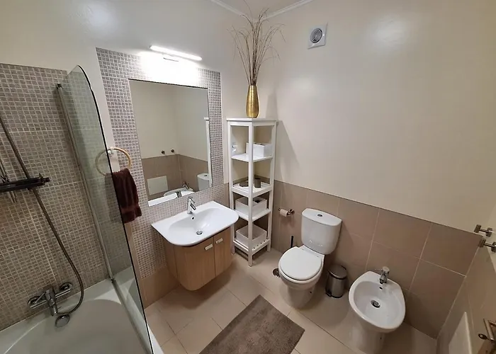 Sol&sombra アパート